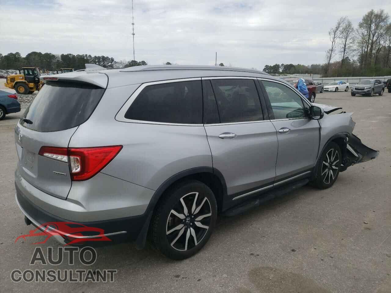 HONDA PILOT 2019 - 5FNYF5H66KB007725