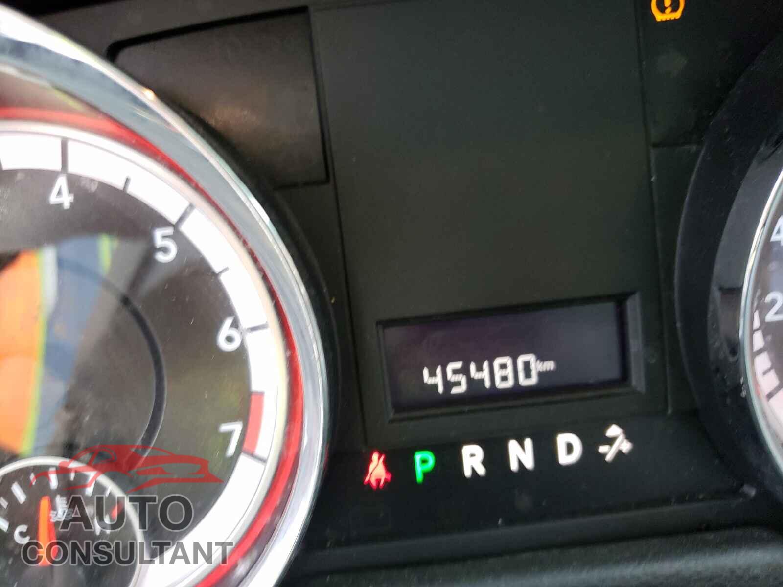 DODGE GRAND CARA 2017 - 2C4RDGBG2HR680158