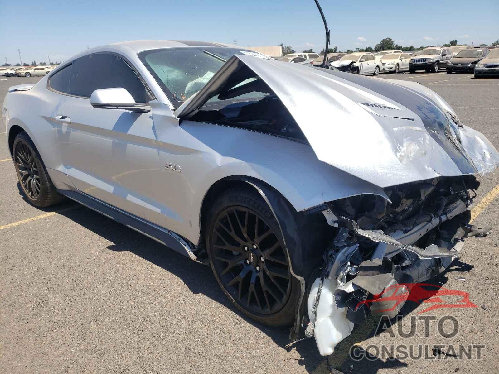 FORD MUSTANG 2019 - 1FA6P8CF4K5177120