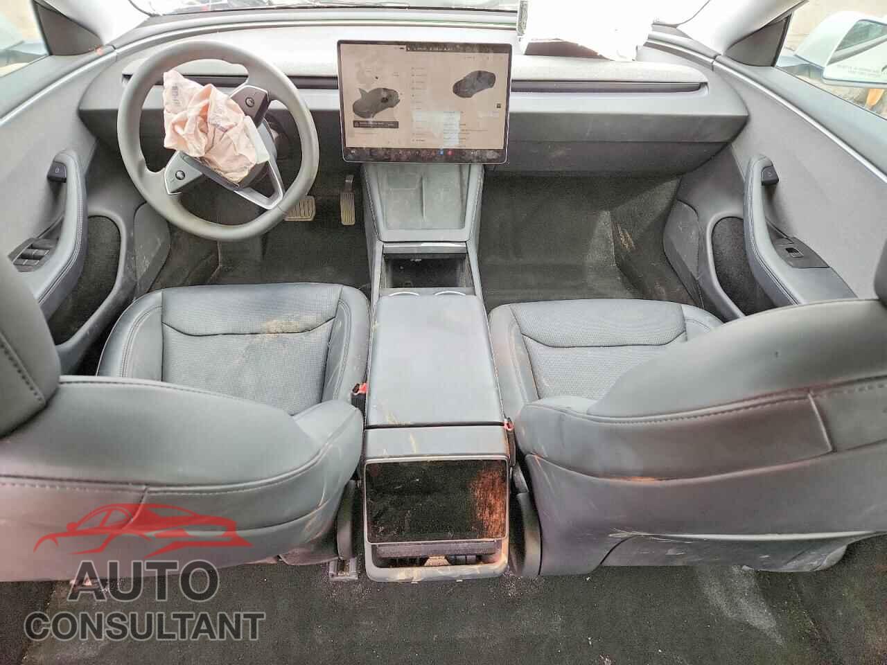 TESLA MODEL 3 2024 - 5YJ3E1EA2RF749919