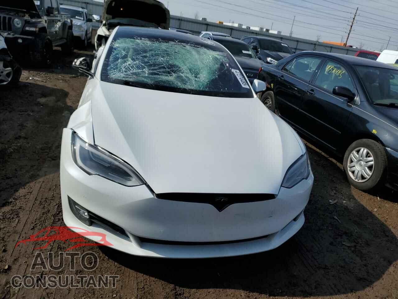 TESLA MODEL S 2018 - 5YJSA1E40JF261316
