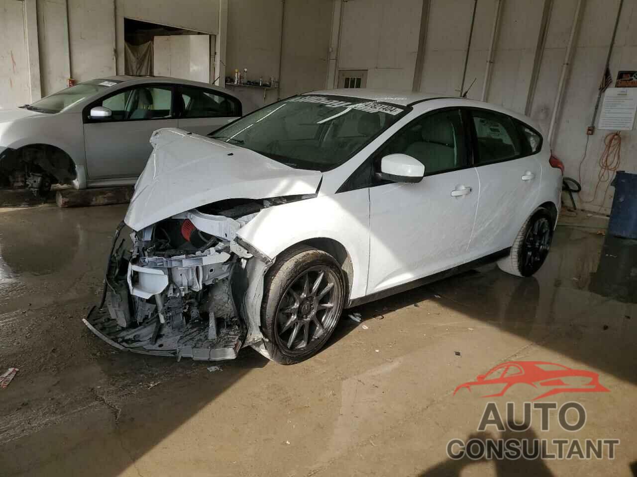 FORD FOCUS 2018 - 1FADP3K20JL327002