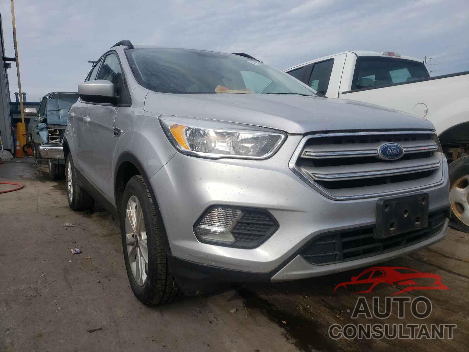 FORD ESCAPE 2018 - 1FMCU0GD2JUB46111