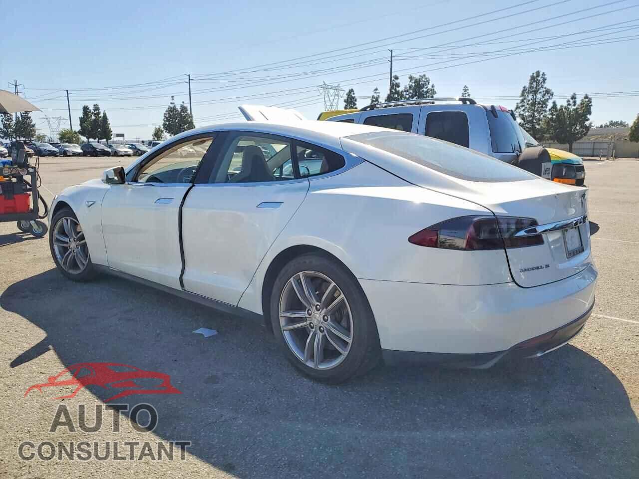 TESLA MODEL S 2013 - 5YJSA1BG5DFP09844