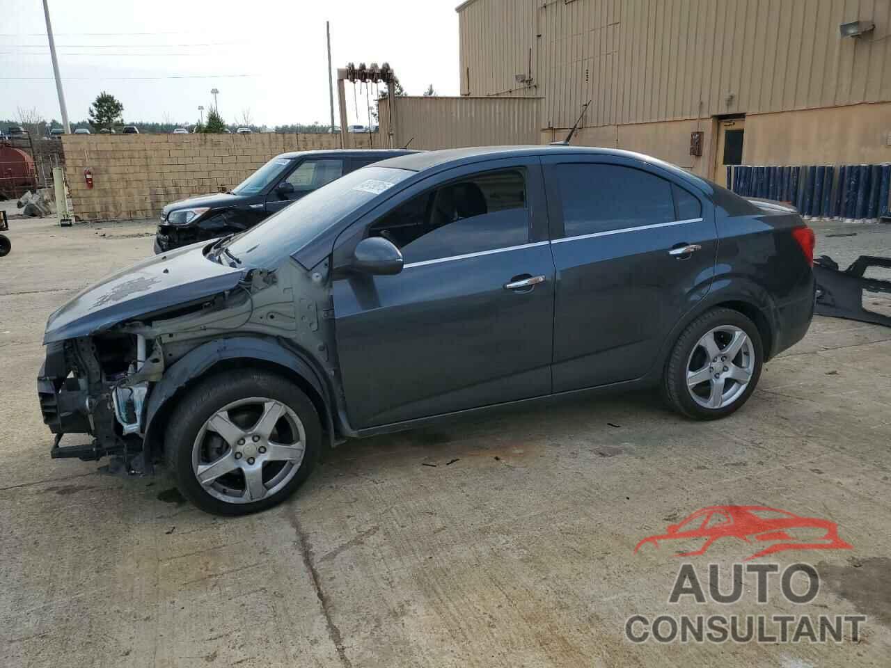 CHEVROLET SONIC 2014 - 1G1JE5SG3E4113429