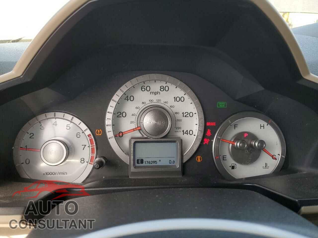 HONDA PILOT 2011 - 5FNYF4H92BB046932
