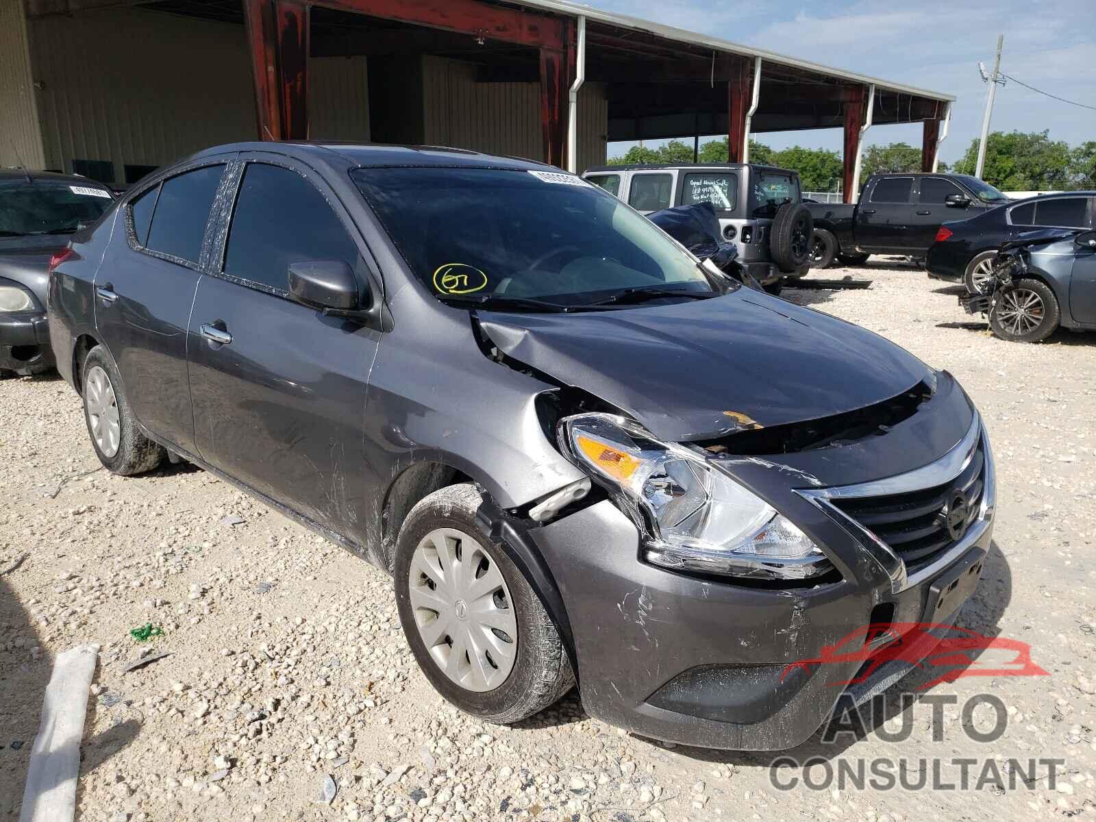 NISSAN VERSA 2019 - 3N1CN7AP7KL840241
