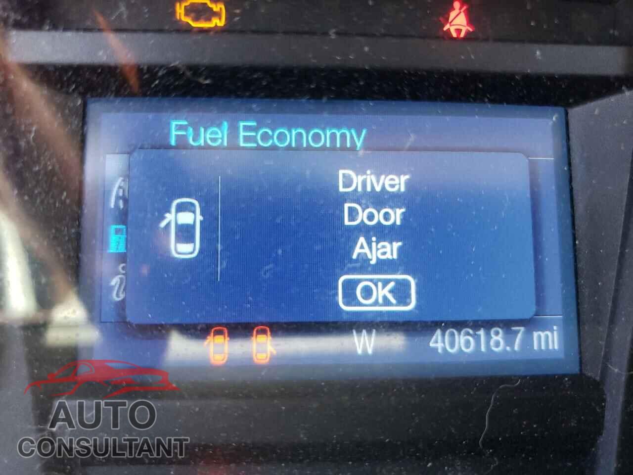 FORD TAURUS 2017 - 1FAHP2D82HG143017