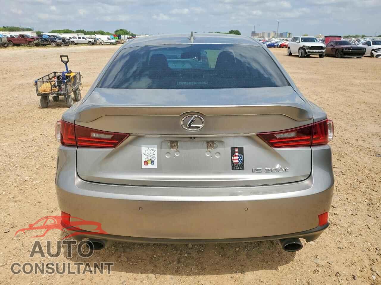 LEXUS IS 2016 - JTHBA1D27G5026114