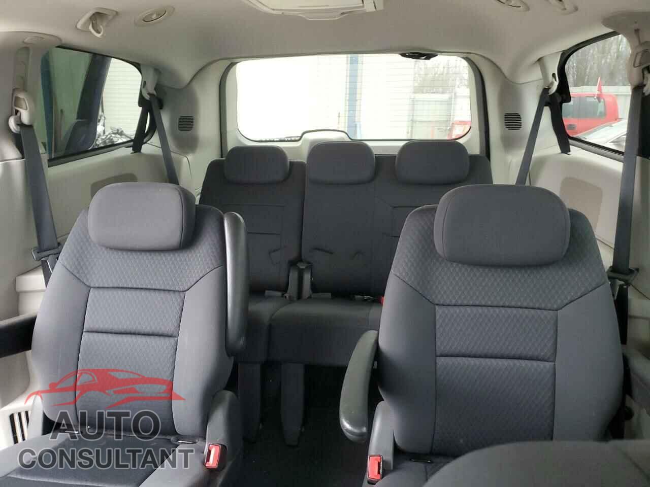 DODGE CARAVAN 2010 - 2D4RN5D13AR139347