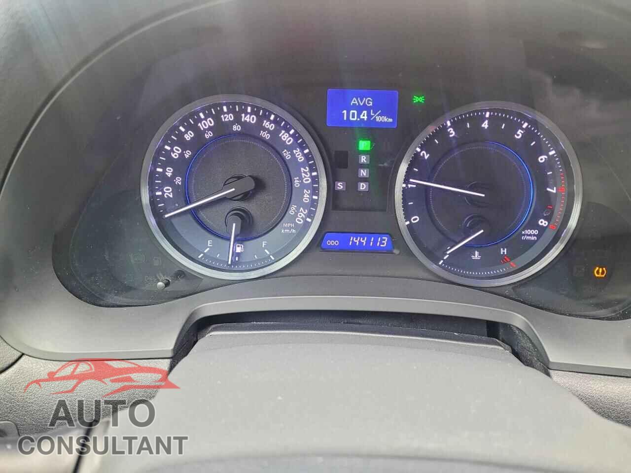 LEXUS IS 2011 - JTHCF5C20B5045868