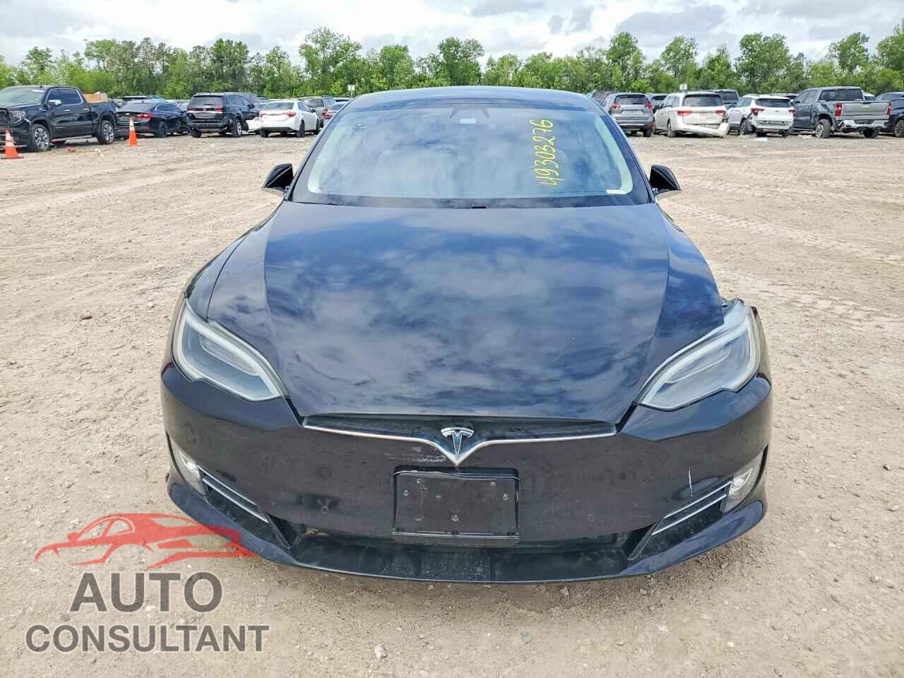 TESLA MODEL S 2018 - 5YJSA1E26JF239724