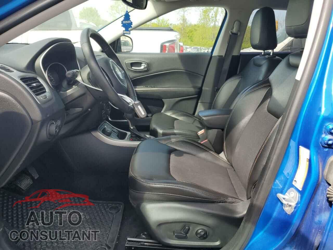 JEEP COMPASS 2018 - 3C4NJDBB4JT485143