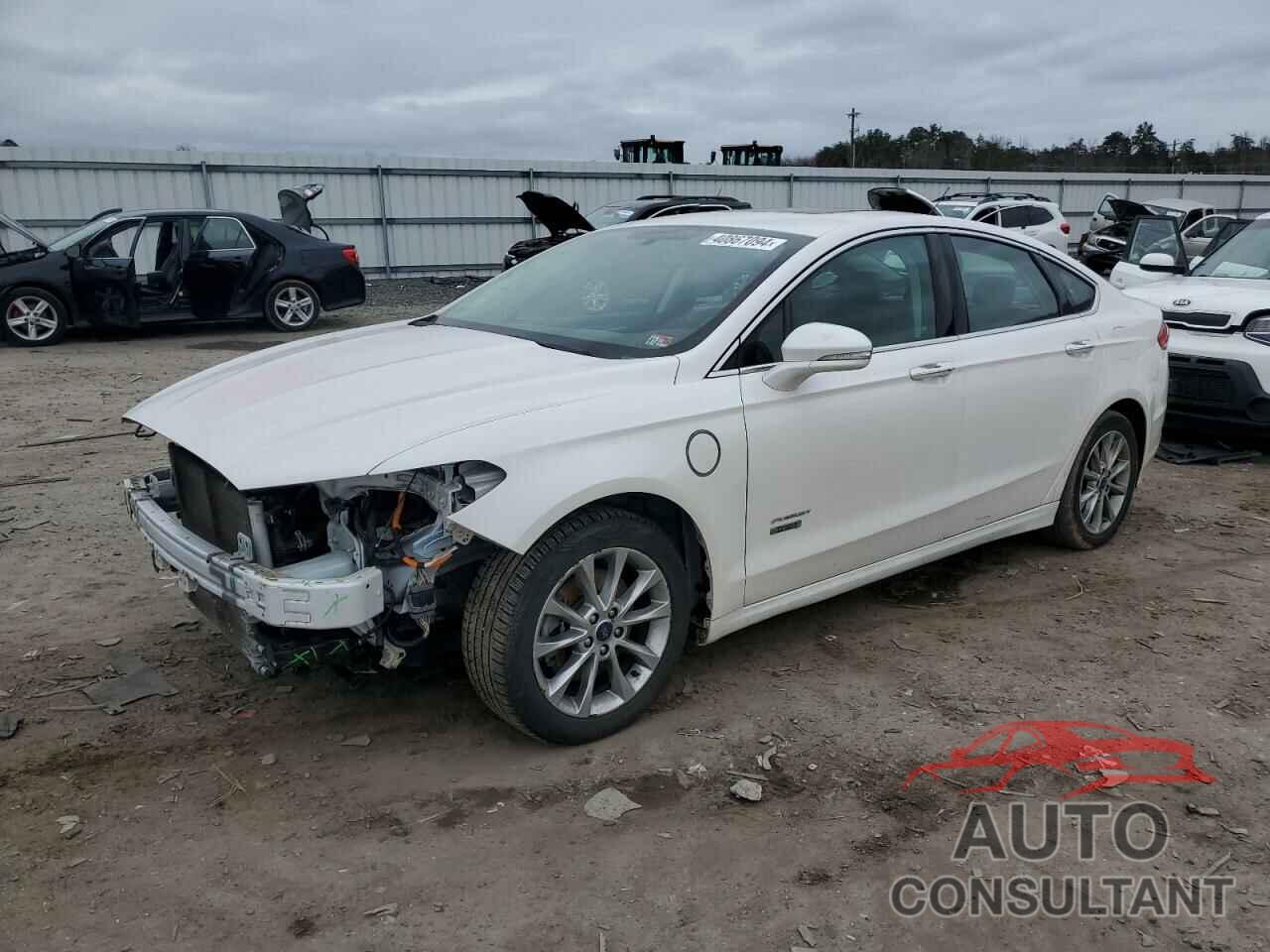 FORD FUSION 2017 - 3FA6P0SU4HR352831
