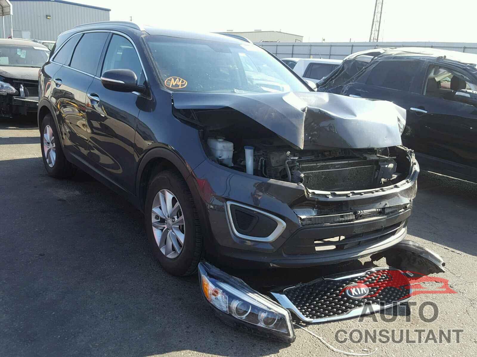 KIA SORENTO LX 2016 - 5XYPG4A33GG068808
