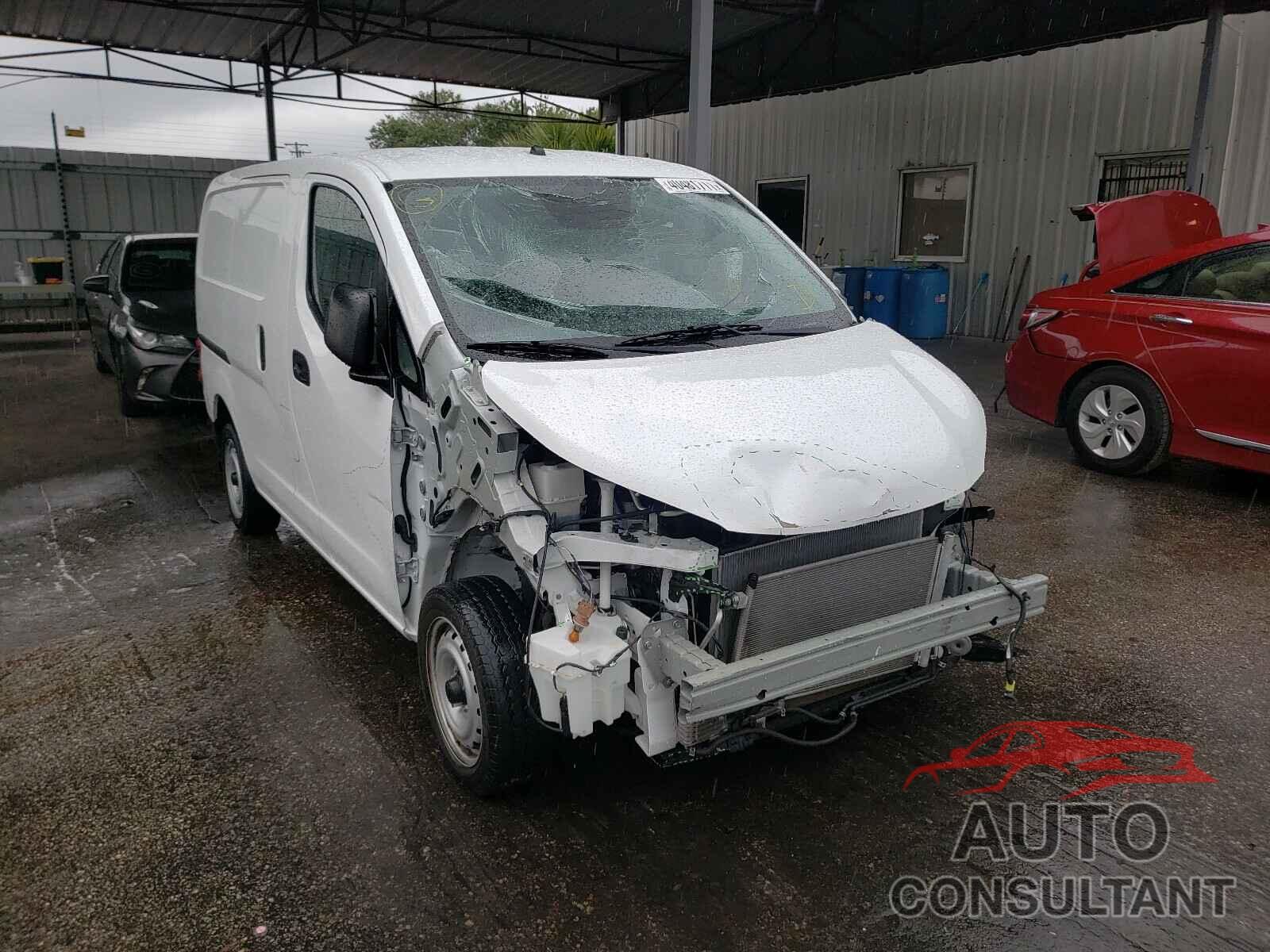 NISSAN NV 2019 - 3N6CM0KN2KK708088