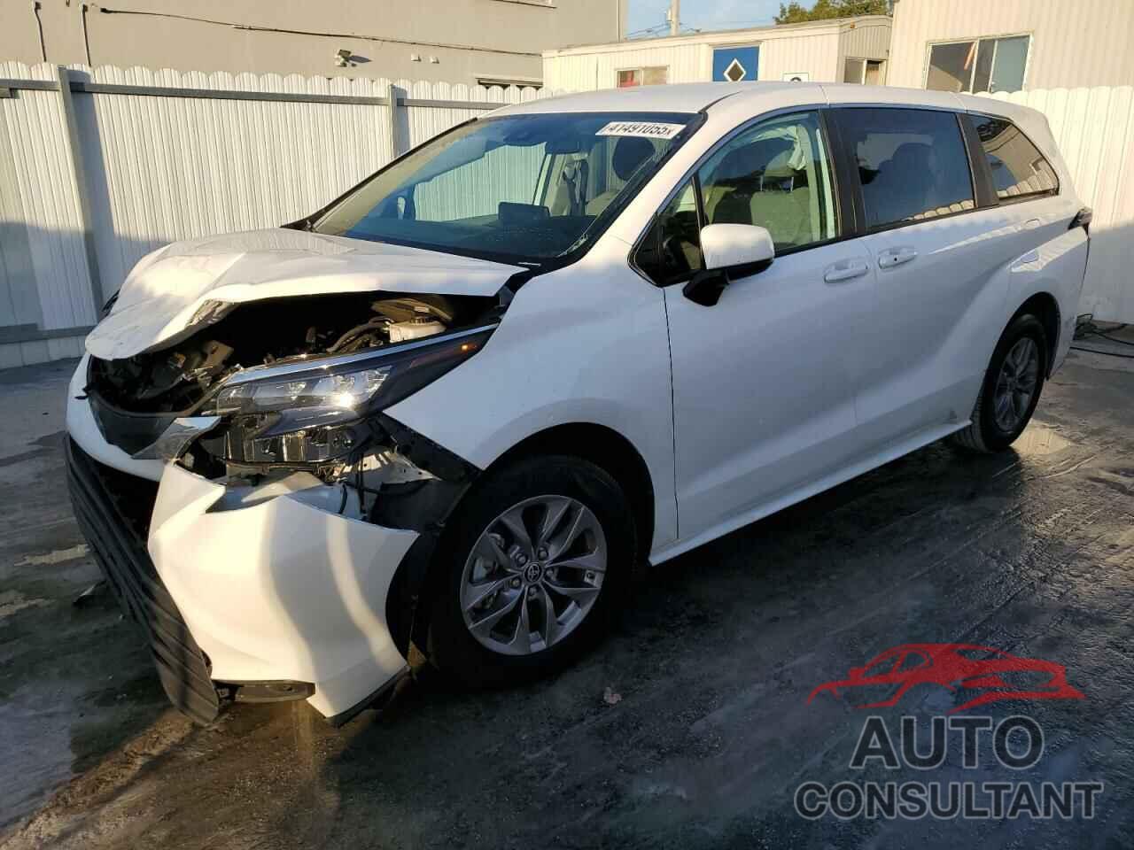 TOYOTA All Models 2024 - 5TDKRKEC9RS187777