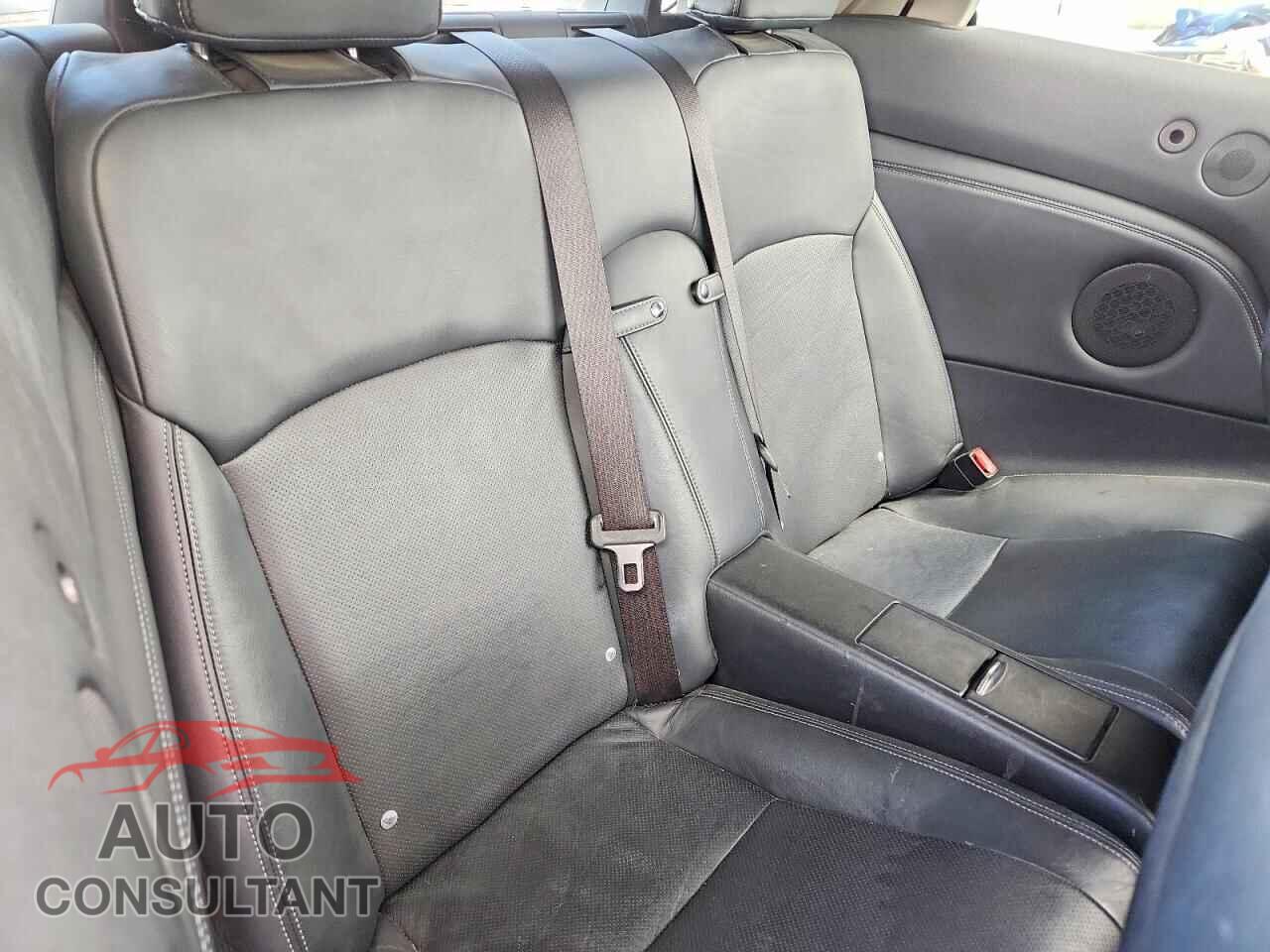 LEXUS IS 2011 - JTHFE2C24B2505923