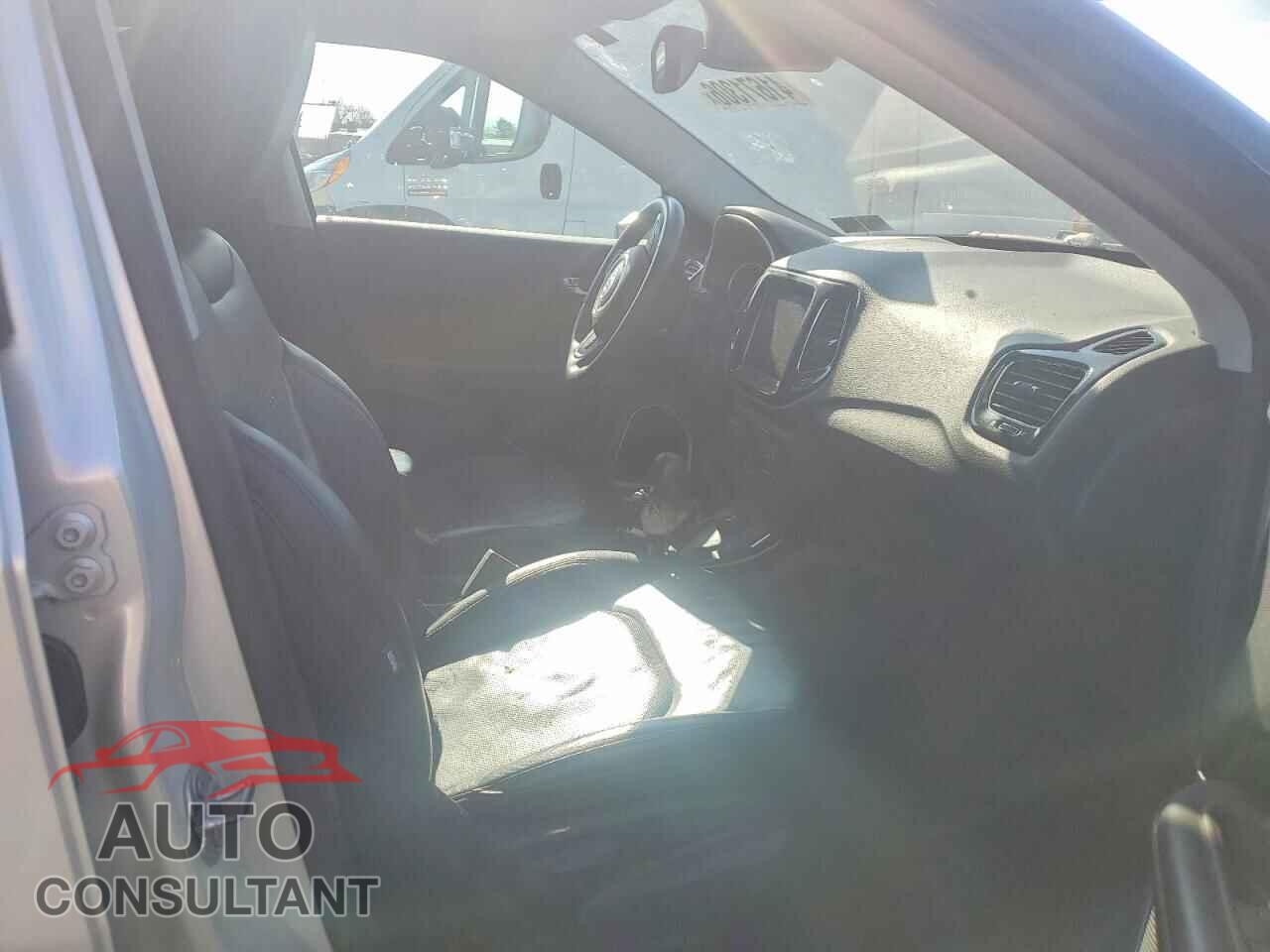 JEEP COMPASS 2017 - 3C4NJDCB9HT680860