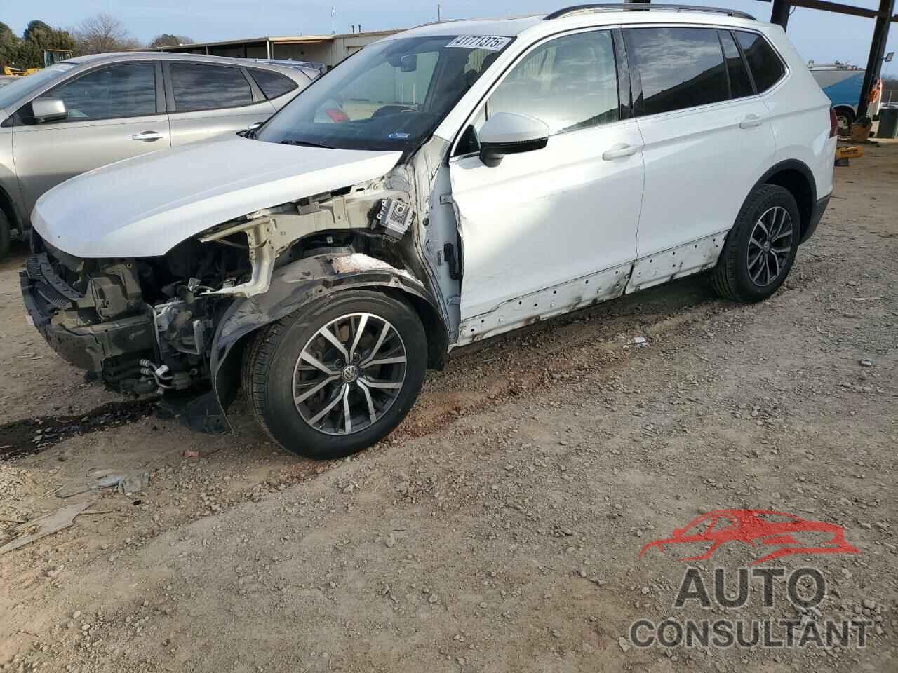 VOLKSWAGEN TIGUAN 2018 - 3VV3B7AX8JM214679