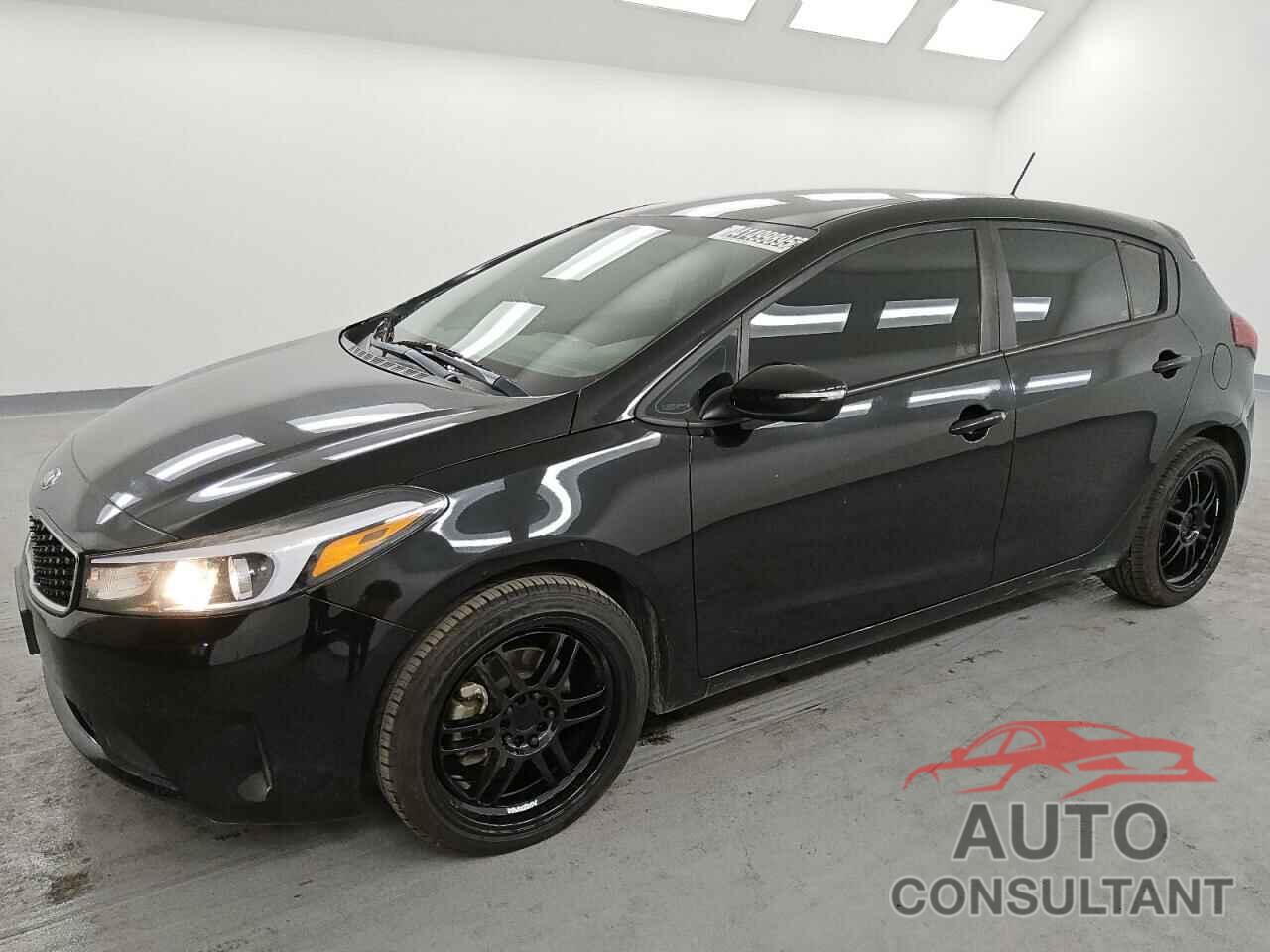 KIA FORTE 2018 - KNAFK5A82J5773771