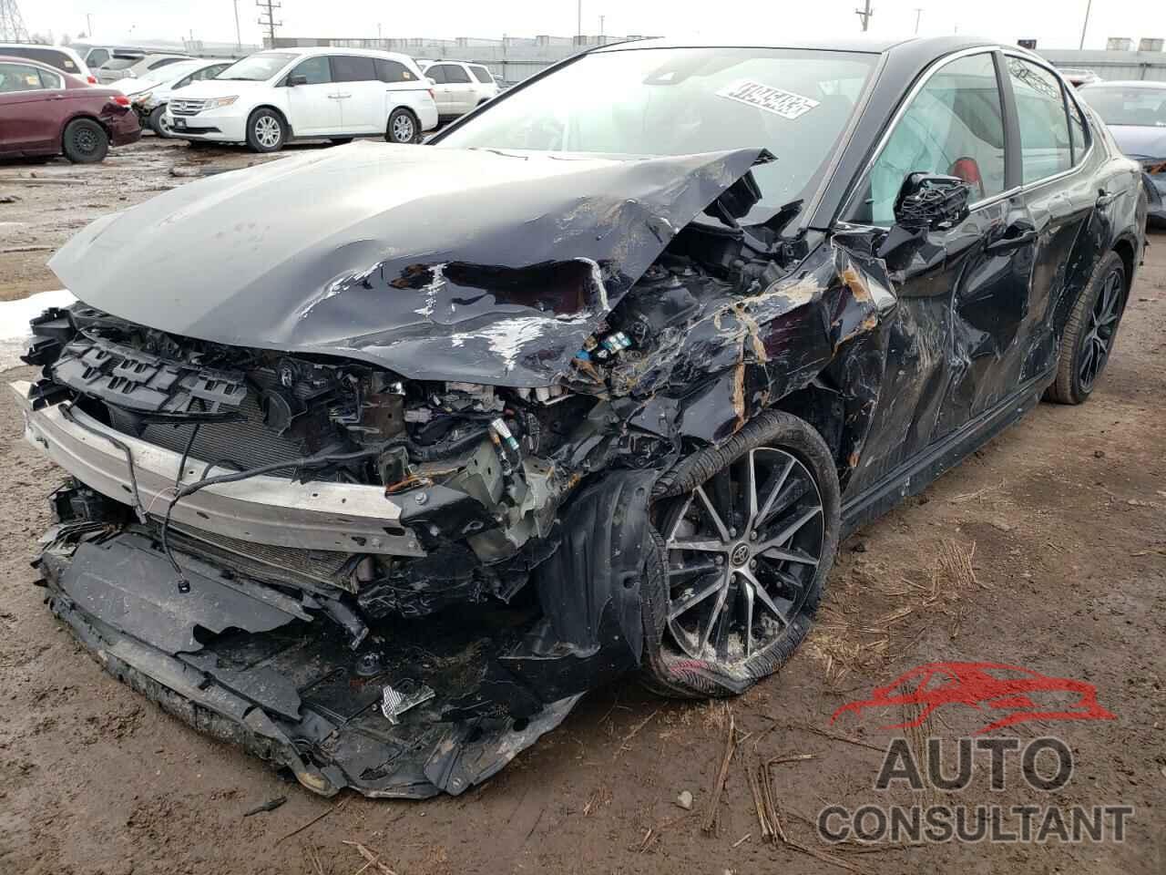 TOYOTA CAMRY 2021 - 4T1G11AKXMU406668