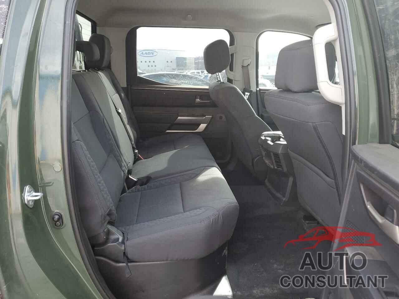 TOYOTA TUNDRA 2022 - 5TFLA5DB2NX055843