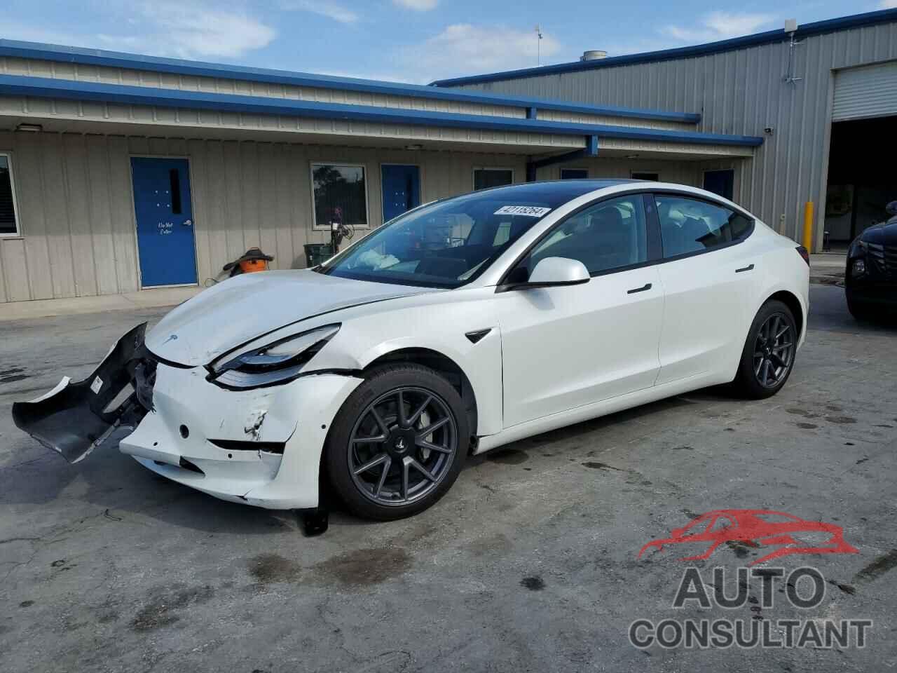 TESLA MODEL 3 2022 - 5YJ3E1EB1NF261726