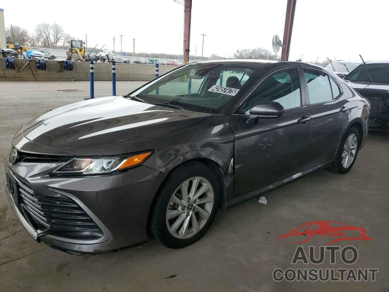 TOYOTA CAMRY 2021 - 4T1C11AK4MU594022
