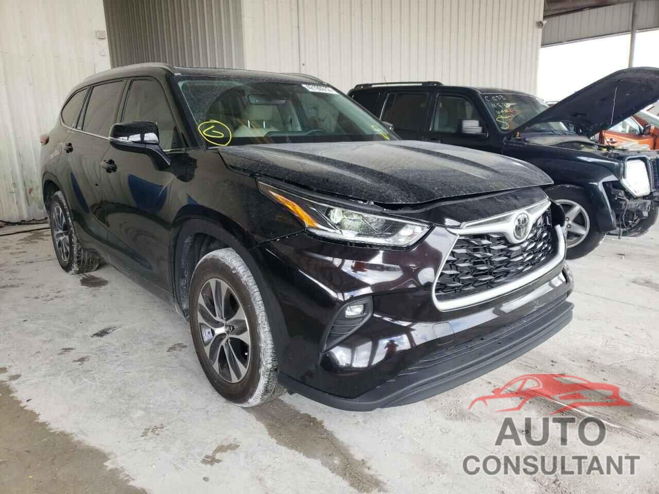 TOYOTA HIGHLANDER 2021 - 5TDGZRAH0MS070713