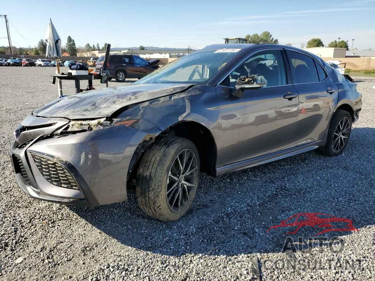 TOYOTA CAMRY 2024 - 4T1G11AK8RU228234