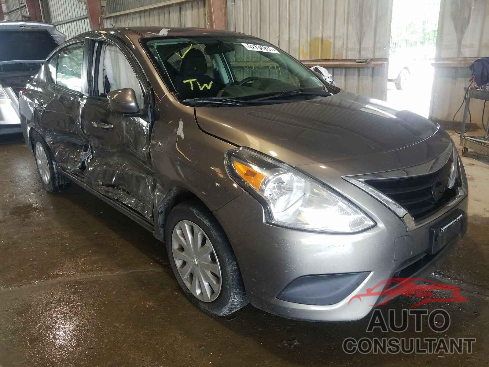 NISSAN VERSA 2017 - 3N1CN7AP6HL804209