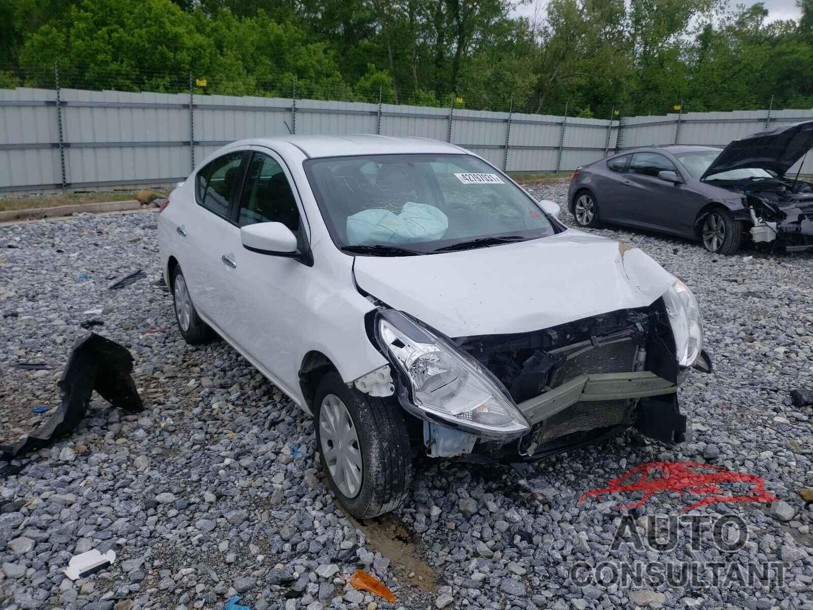 NISSAN VERSA 2019 - 3N1CN7AP9KL814529