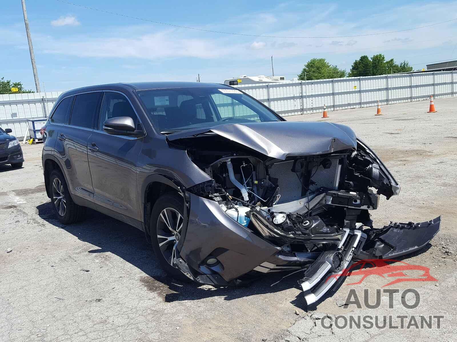 TOYOTA HIGHLANDER 2019 - 5TDBZRFH3KS734387