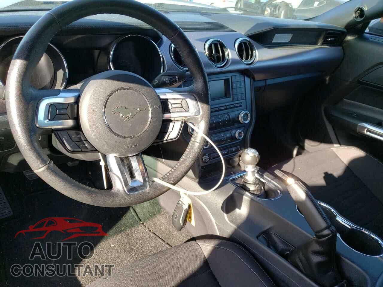 FORD MUSTANG 2017 - 1FA6P8TH4H5250433