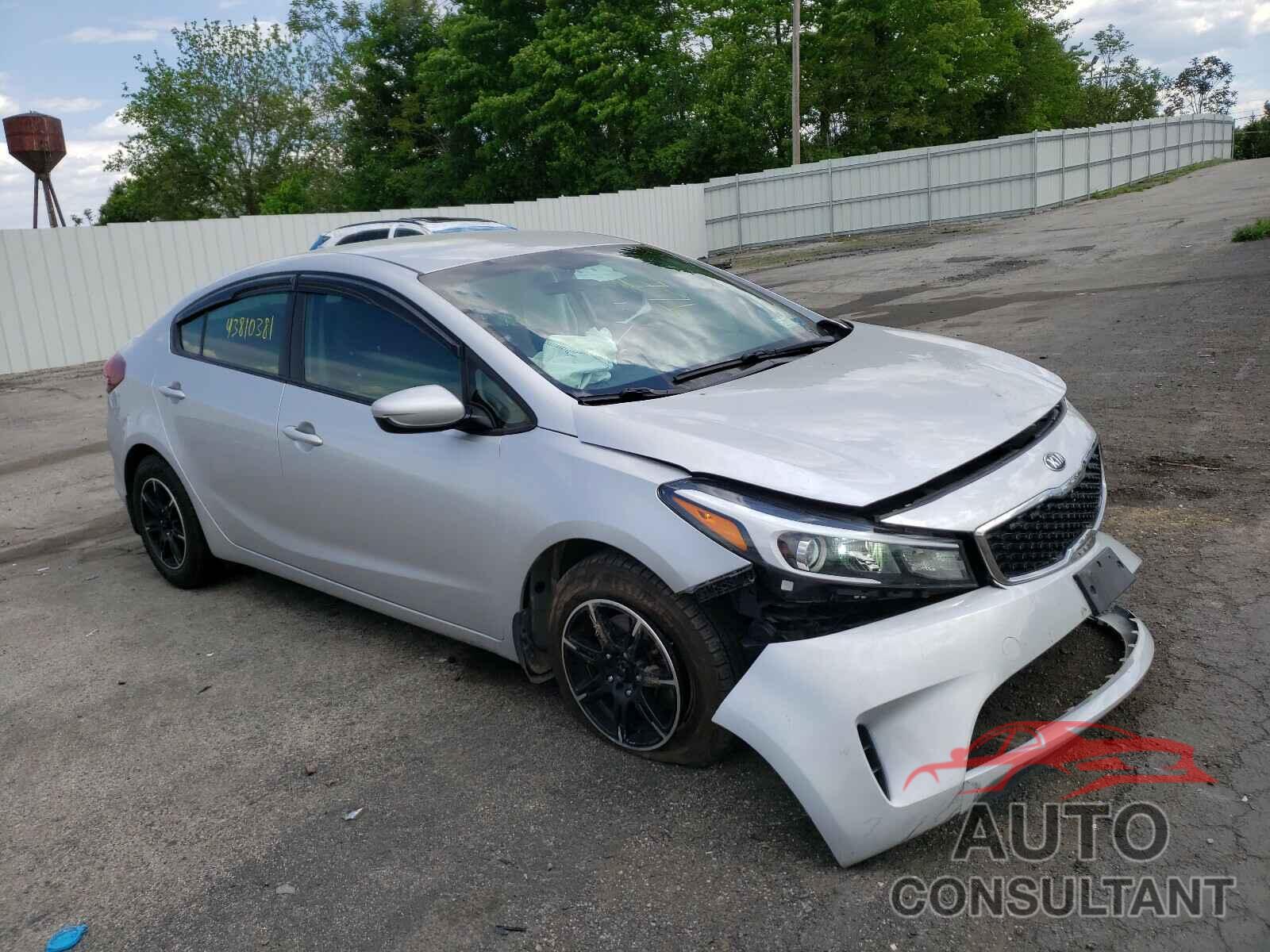 KIA FORTE 2017 - 3KPFK4A74HE017040