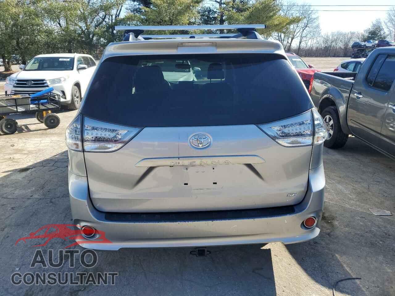 TOYOTA SIENNA 2013 - 5TDXK3DC2DS349727