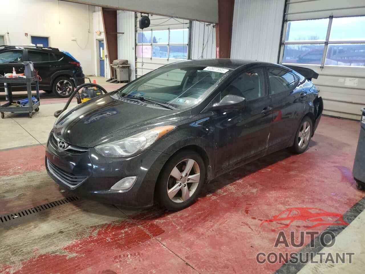 HYUNDAI ELANTRA 2013 - 5NPDH4AE5DH414878