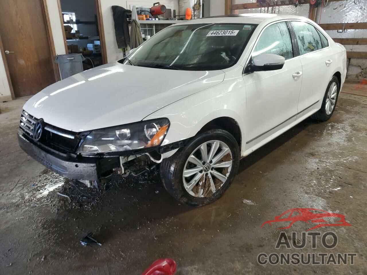 VOLKSWAGEN PASSAT 2013 - 1VWCH7A38DC047575