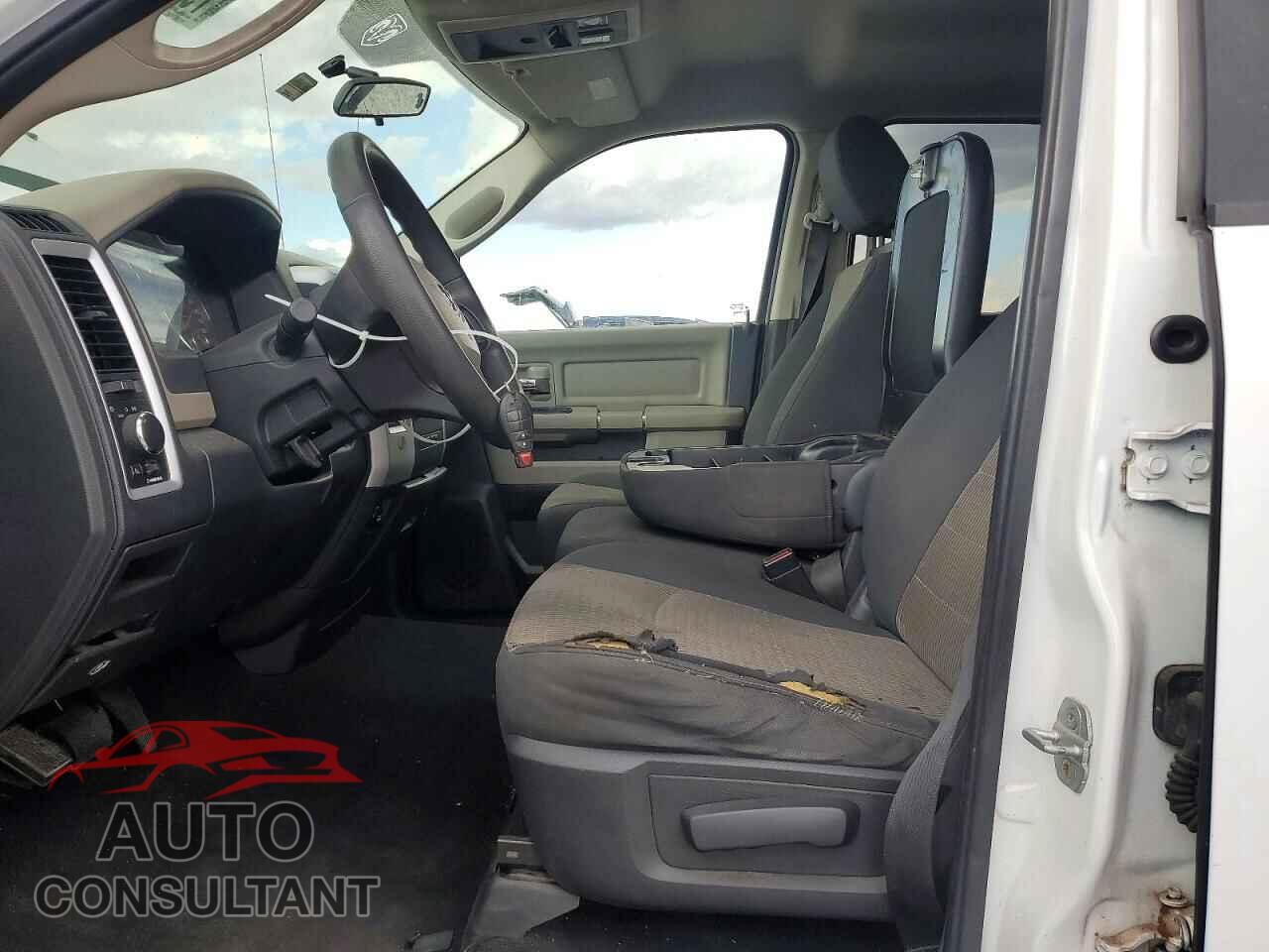 DODGE RAM 1500 2012 - 1C6RD7GPXCS116071