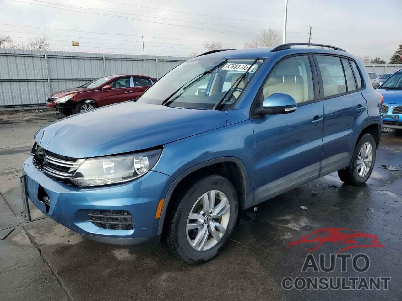 VOLKSWAGEN TIGUAN 2017 - WVGBV7AX9HK032665