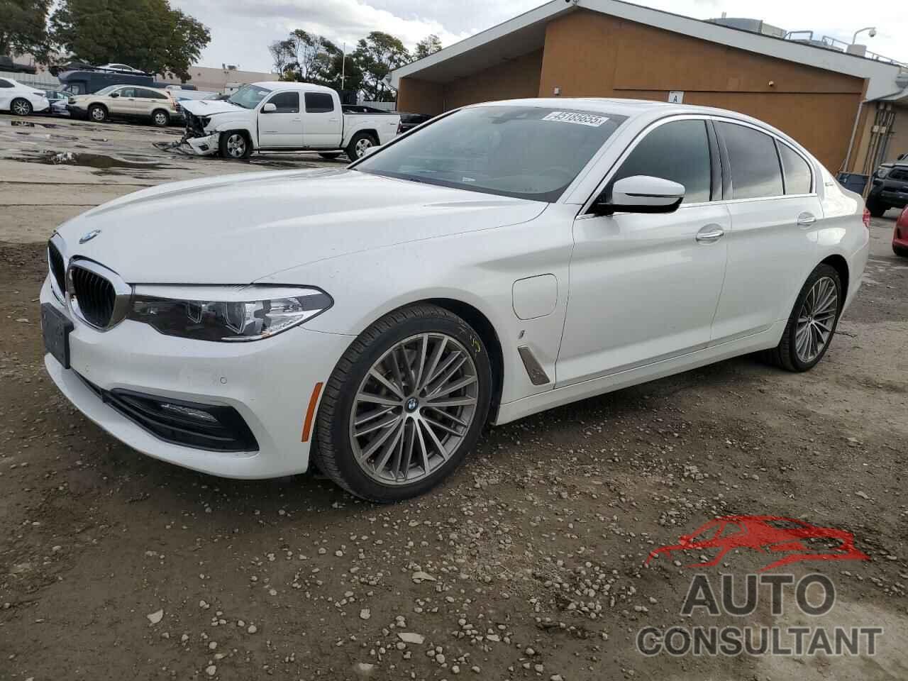 BMW 5 SERIES 2018 - WBAJA9C54JB250373