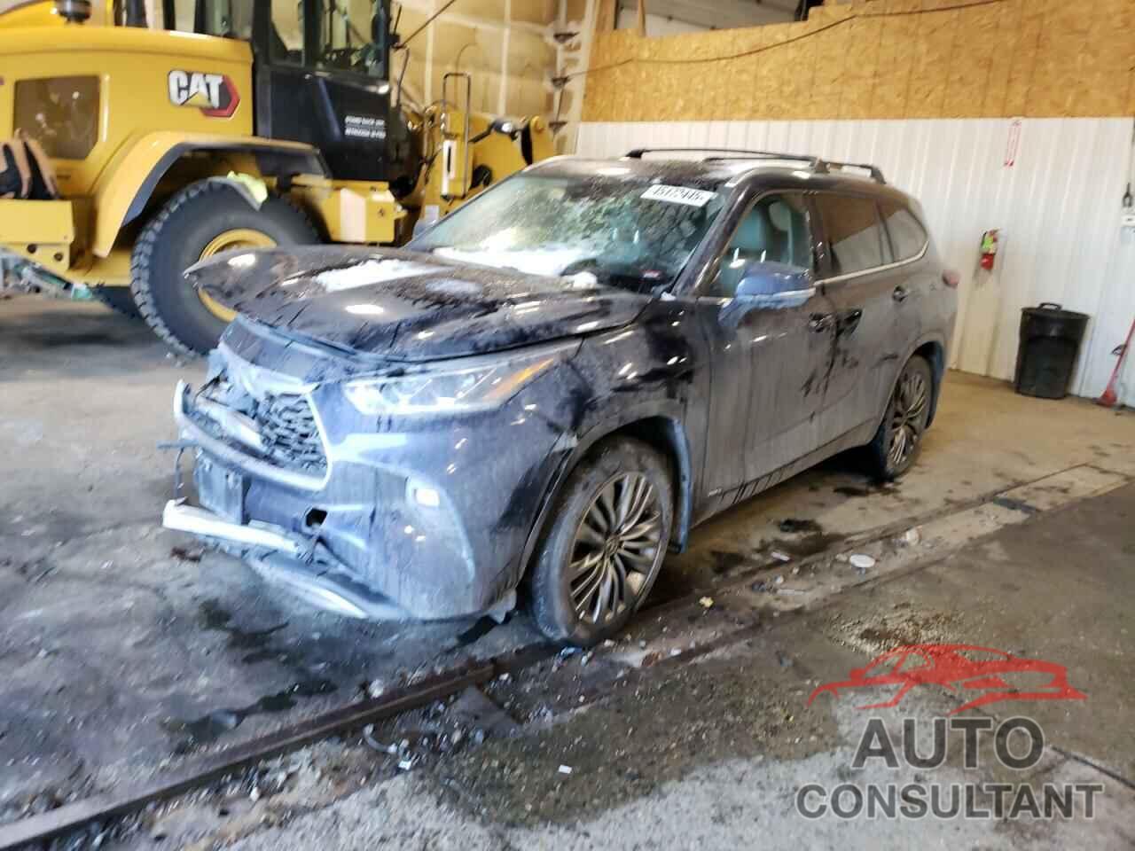 TOYOTA HIGHLANDER 2022 - 5TDEBRCH6NS076672