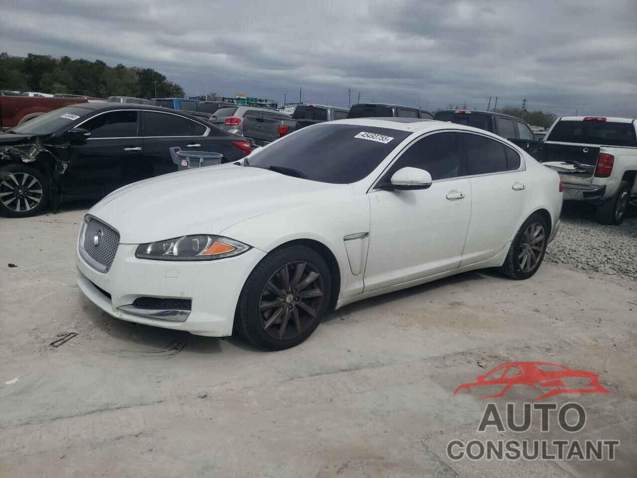 JAGUAR XF 2015 - SAJWA0FS6FPU86301