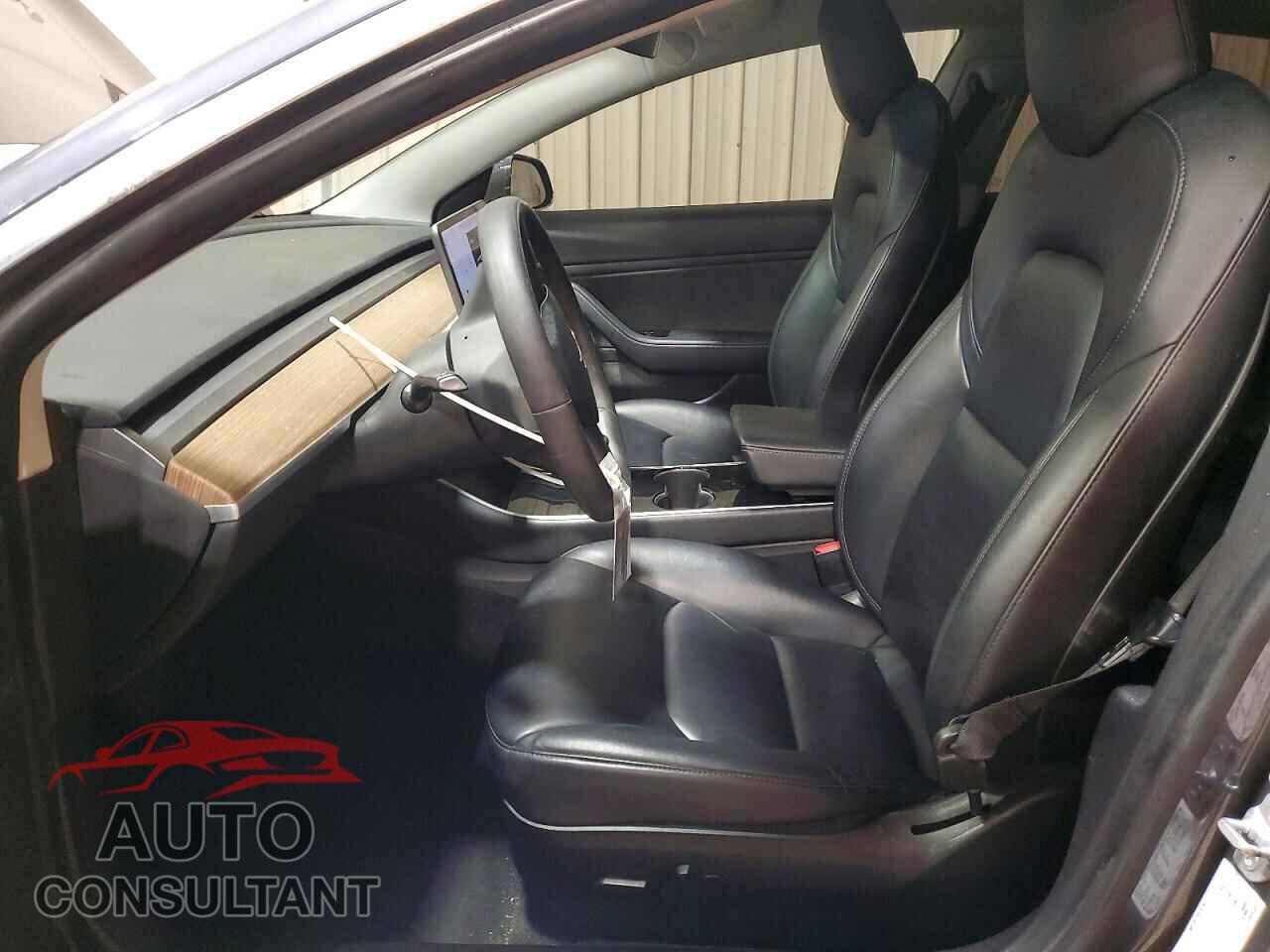 TESLA MODEL 3 2020 - 5YJ3E1EB3LF720364