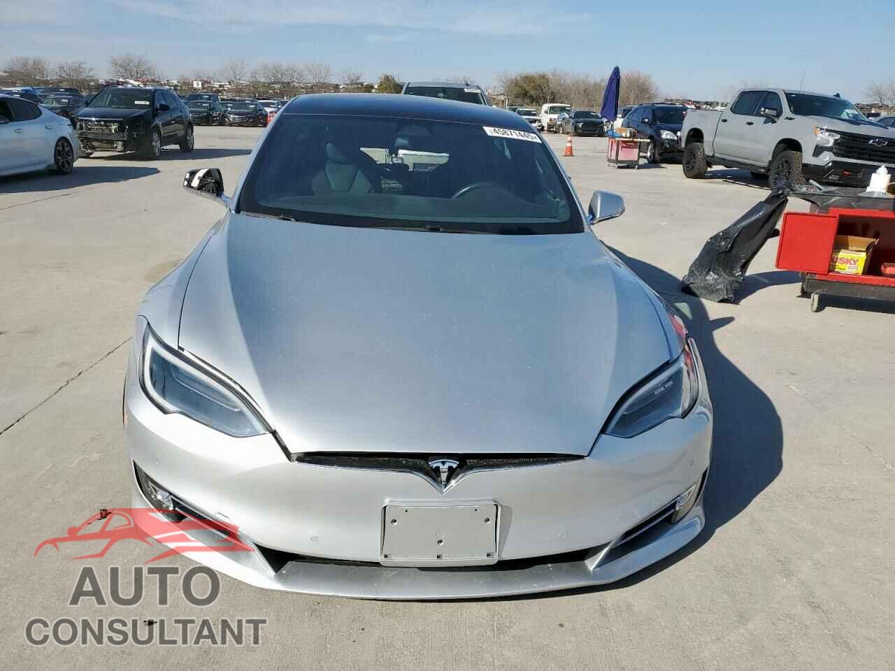 TESLA MODEL S 2018 - 5YJSA1E24JF263536