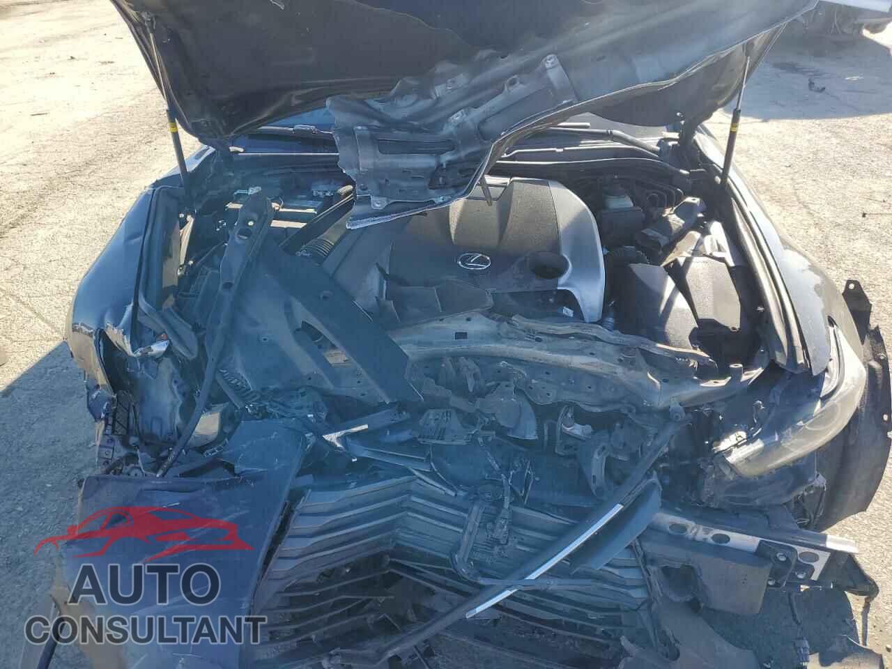 LEXUS IS 2017 - JTHCM1D28H5015992
