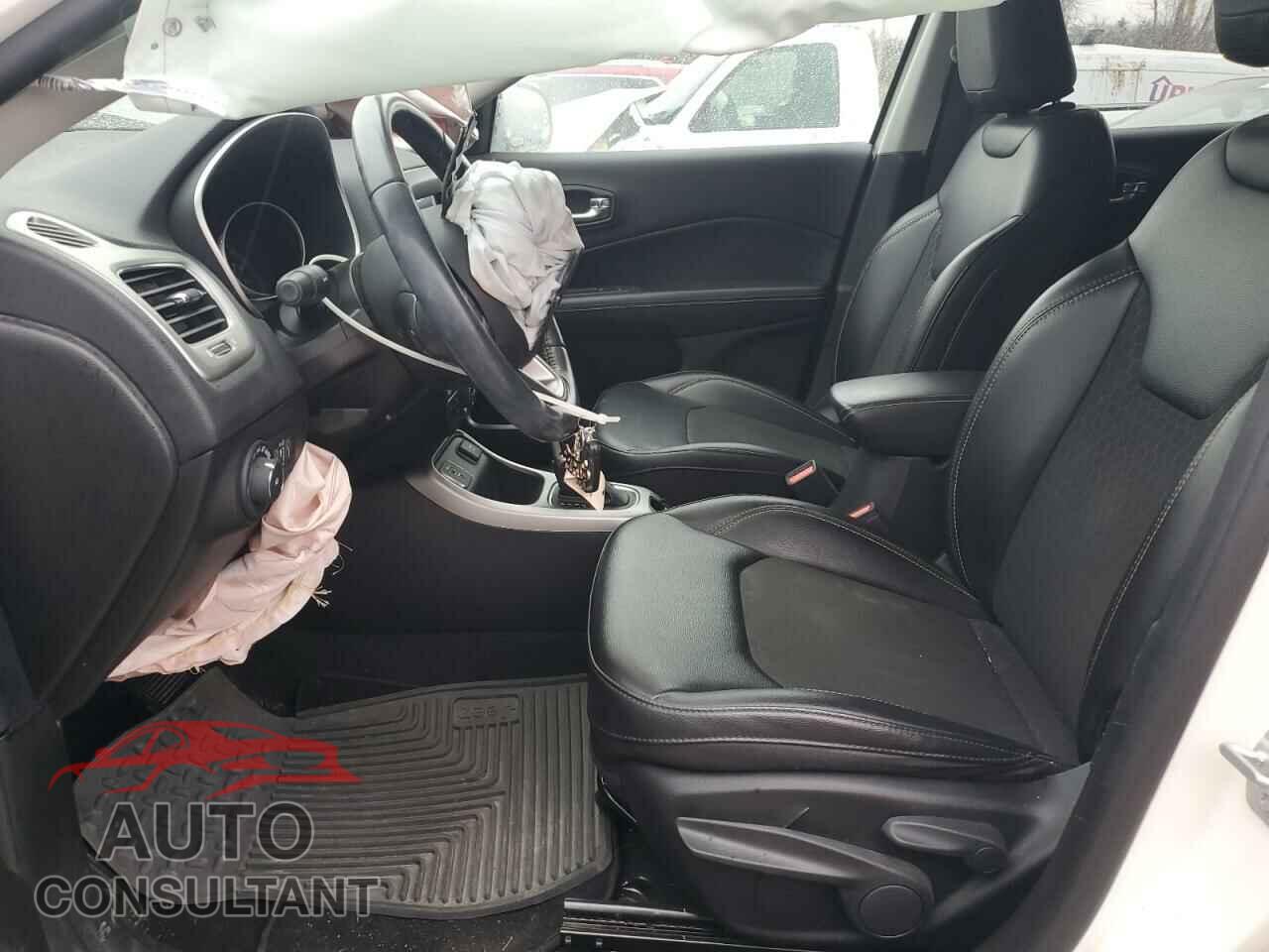 JEEP COMPASS 2020 - 3C4NJCBB2LT177112