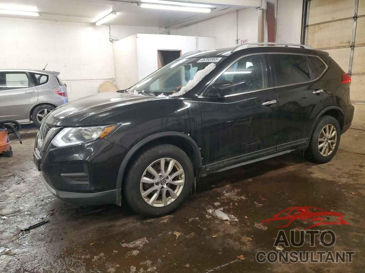 NISSAN ROGUE 2017 - KNMAT2MV4HP580725