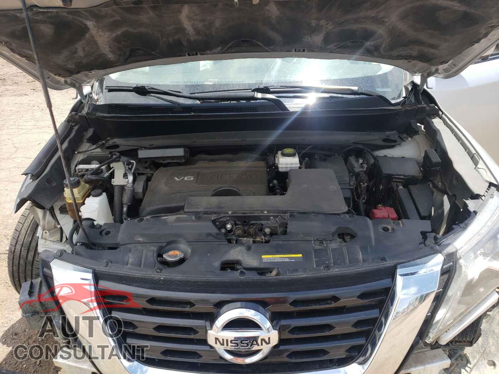 NISSAN PATHFINDER 2017 - 5N1DR2MM1HC605084